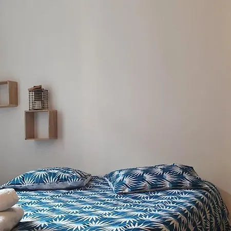 Appartement Chez Mamita : Dans Quartier Calme.