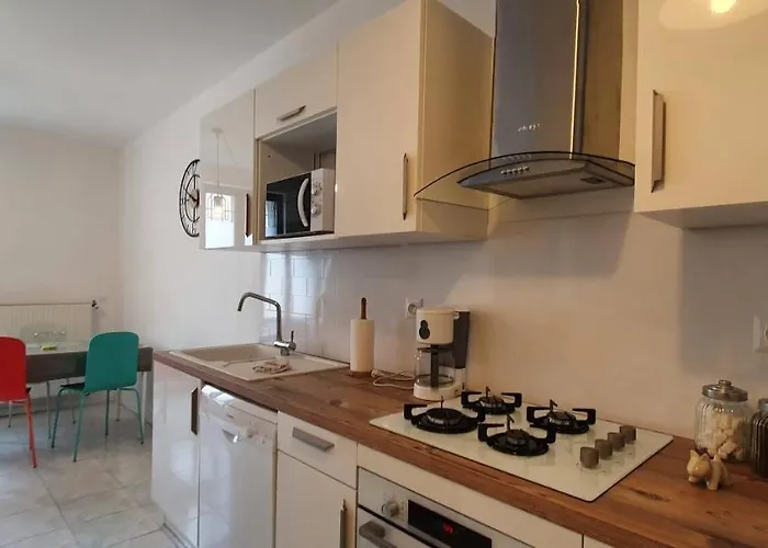 Chez Mamita : Dans Quartier Calme. Carcasona