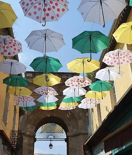 Chez Mamita : Dans Quartier Calme. Appartement *